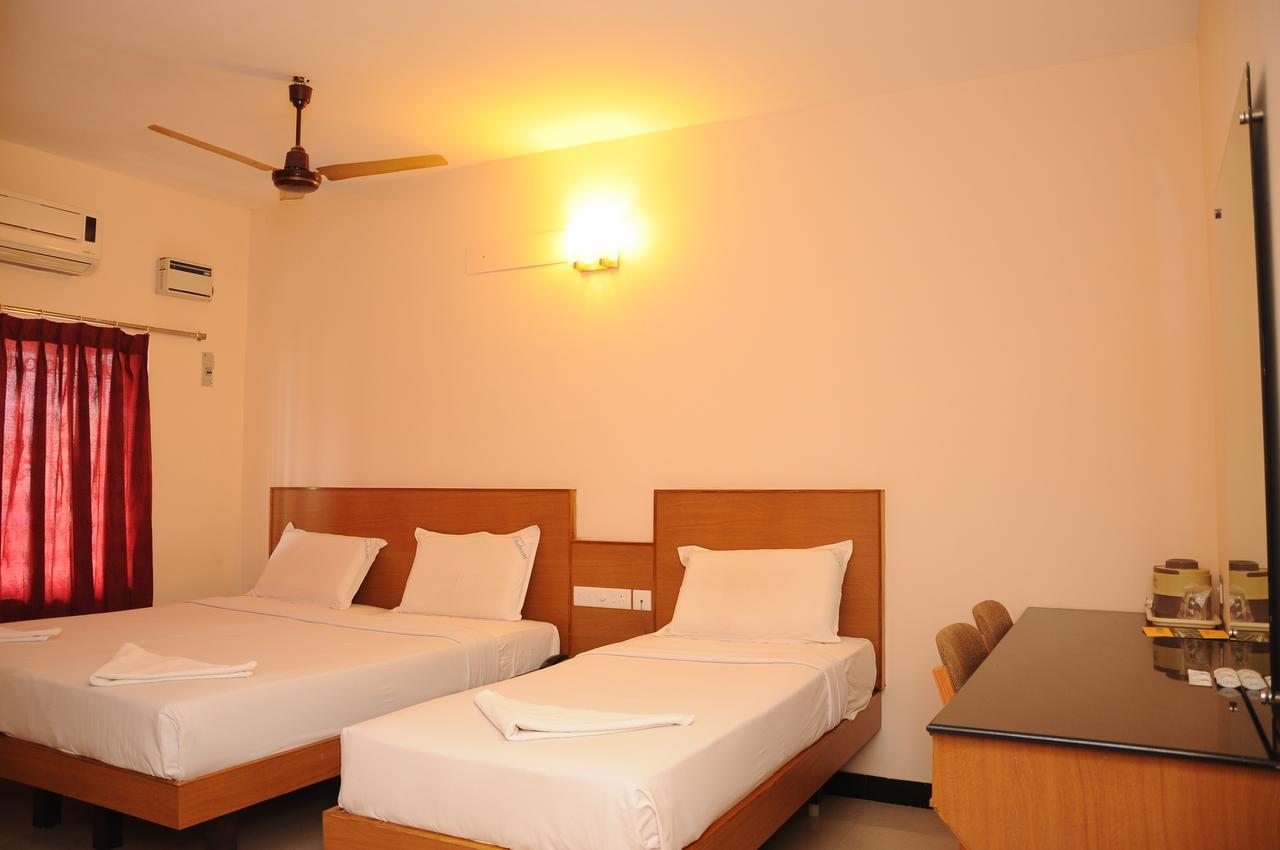 Hotel Subam Palni Exterior photo